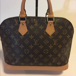 Pre owned Authentic Louis Vuitton Alma bag